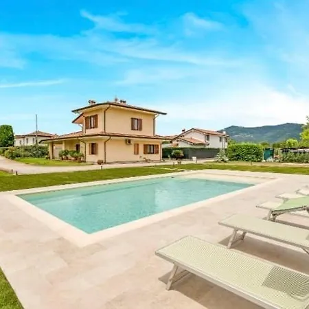 Giulia - B Apartment *